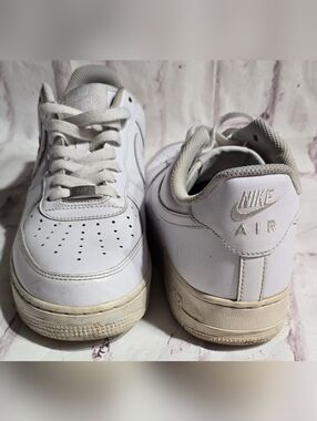 Nike White Low-Top Leather Sneakers
